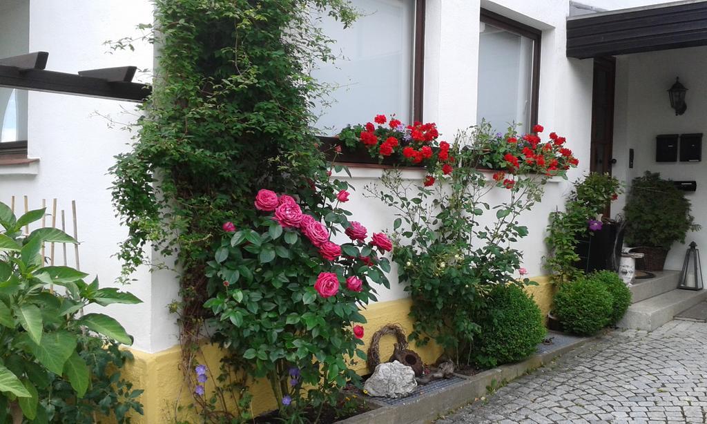 Ferienwohnung "Am Eisenbuehl" Berg  Bagian luar foto